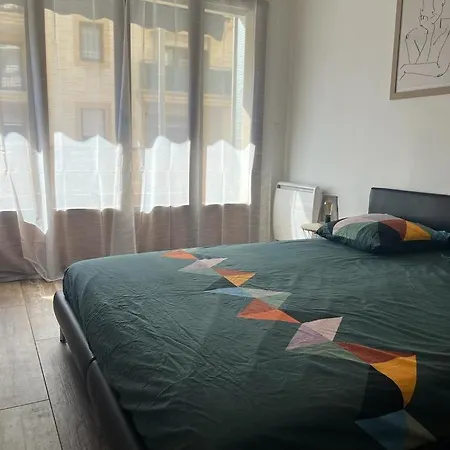 Lägenhet - Centre - Private Parking *