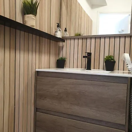 - Centre - Private Parking